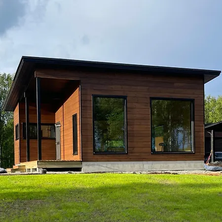 Aurora Riverside Lodge, Sauna, Near Arctic Circle רובניימי