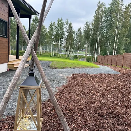 וילה Aurora Riverside Lodge, Sauna, Near Arctic Circle *